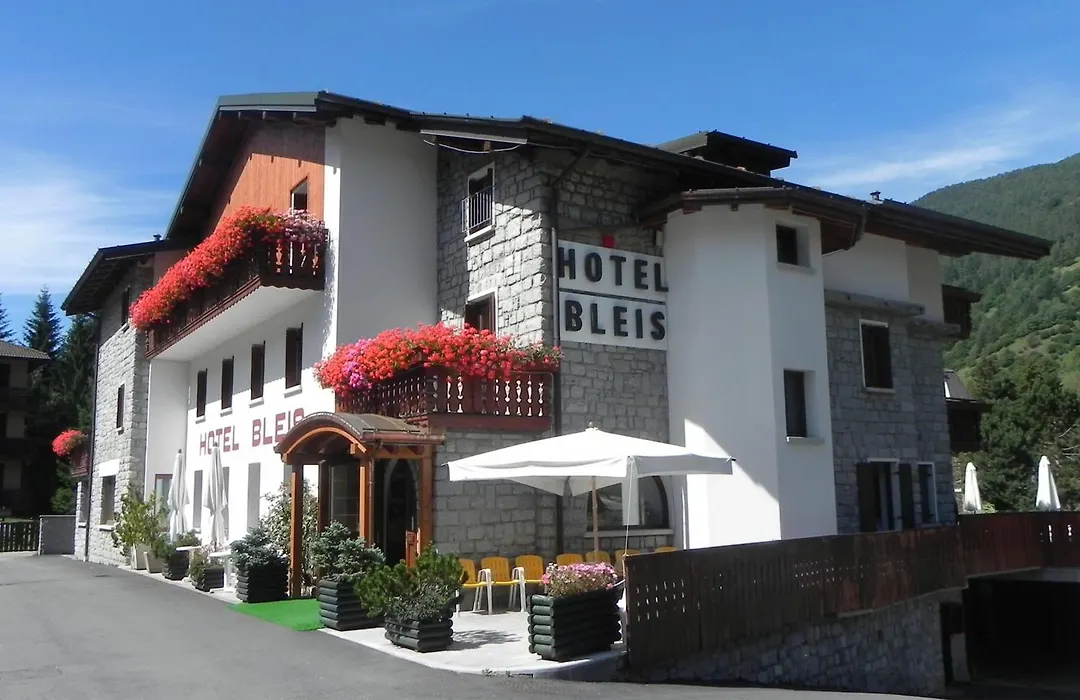 Hotel Bleis-1